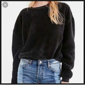 Long sleeve fuzzy fleece.